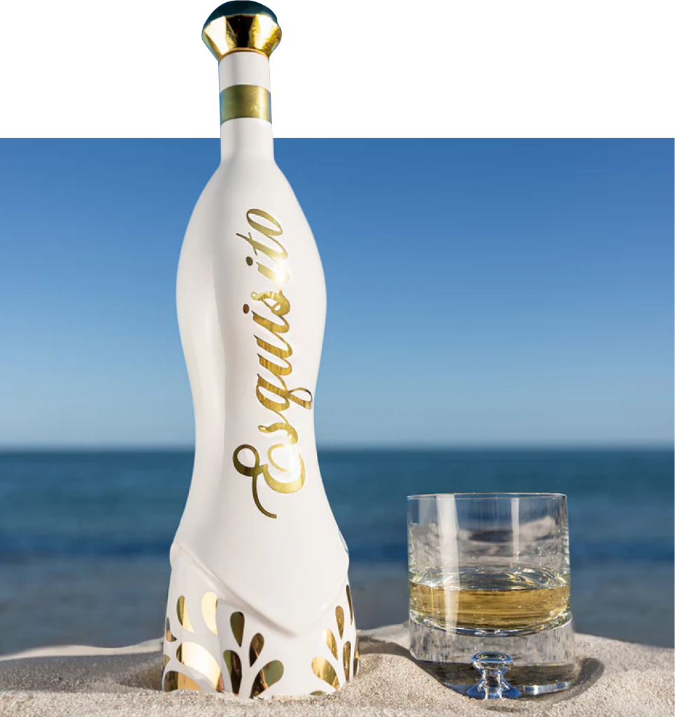 Esquisito Ultra Premium Tequila bottle